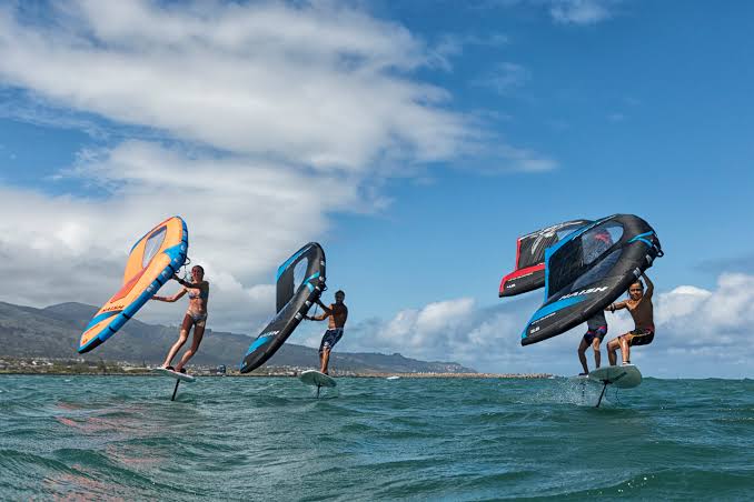 Wing foil vs kitesurf for beginners in Dubai